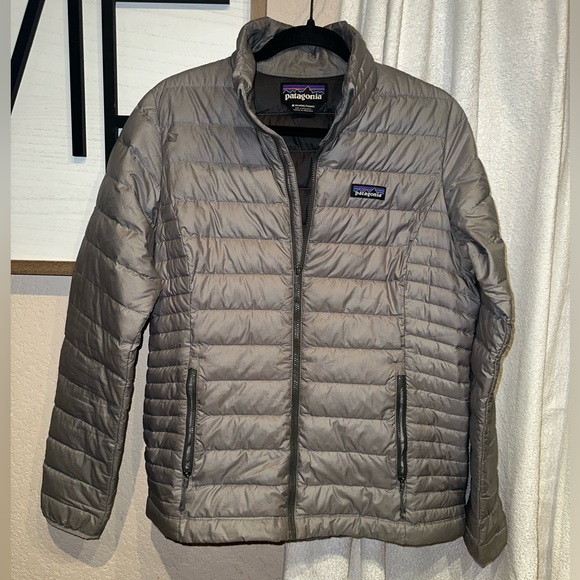 Patagonia women’s sweater down puffer‎ jacket - Picture 1 of 4